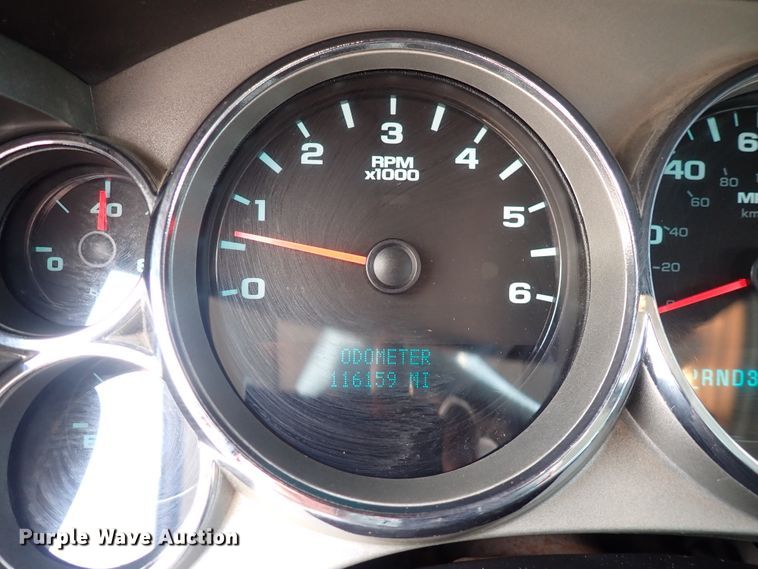 image for item IJ9881 2008 Chevrolet Silverado 1500  Crew Cab pickup truck