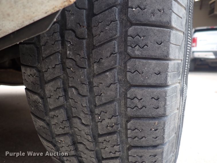 image for item IJ9881 2008 Chevrolet Silverado 1500  Crew Cab pickup truck