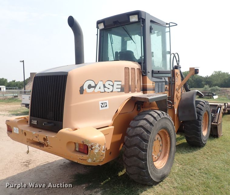image for item IJ9902 2004 Case 521DXT  wheel loader