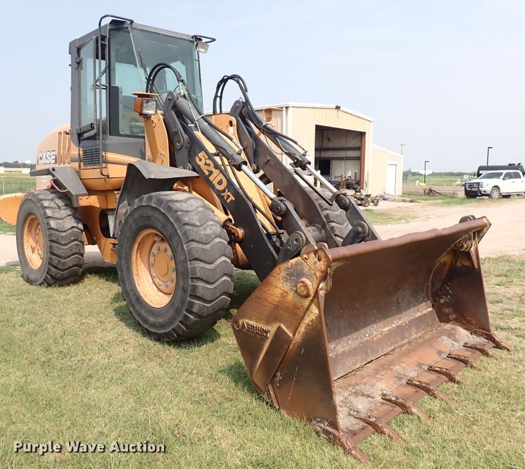 image for item IJ9902 2004 Case 521DXT  wheel loader