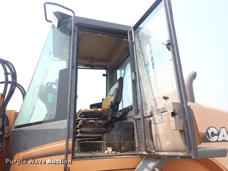 image for item IJ9902 2004 Case 521DXT  wheel loader