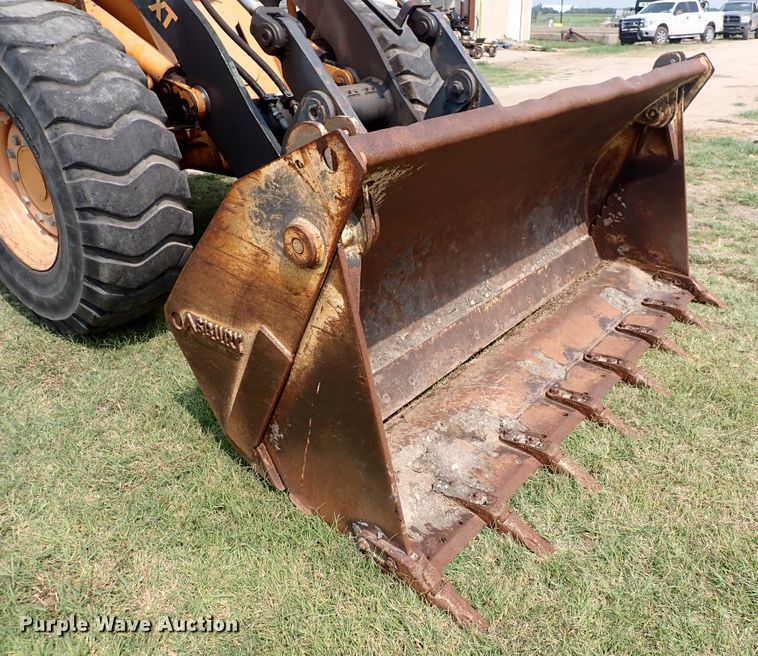 image for item IJ9902 2004 Case 521DXT  wheel loader