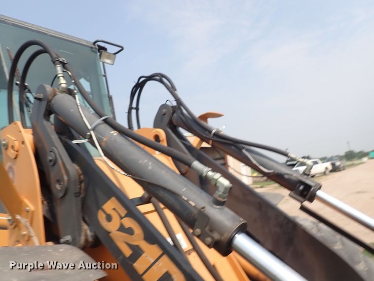 image for item IJ9902 2004 Case 521DXT  wheel loader