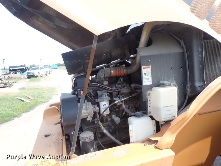 image for item IJ9902 2004 Case 521DXT  wheel loader