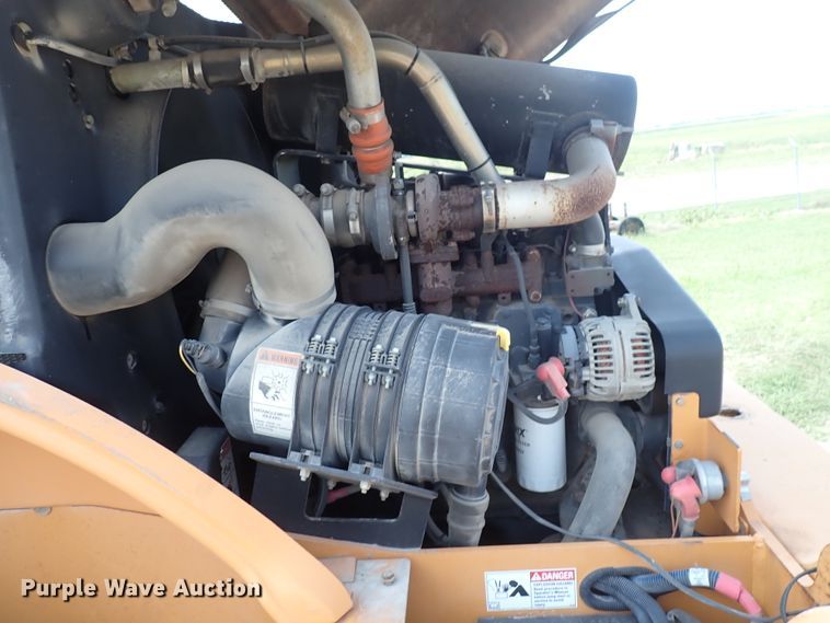 image for item IJ9902 2004 Case 521DXT  wheel loader