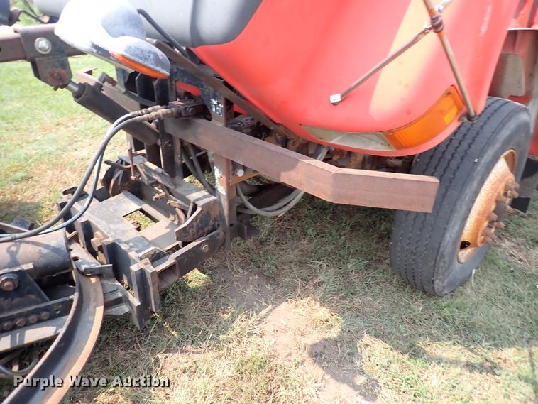 image for item IJ9906 1993 International 4900  dump truck