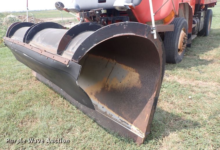 image for item IJ9906 1993 International 4900  dump truck