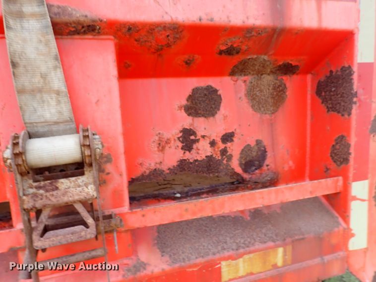 image for item IJ9906 1993 International 4900  dump truck