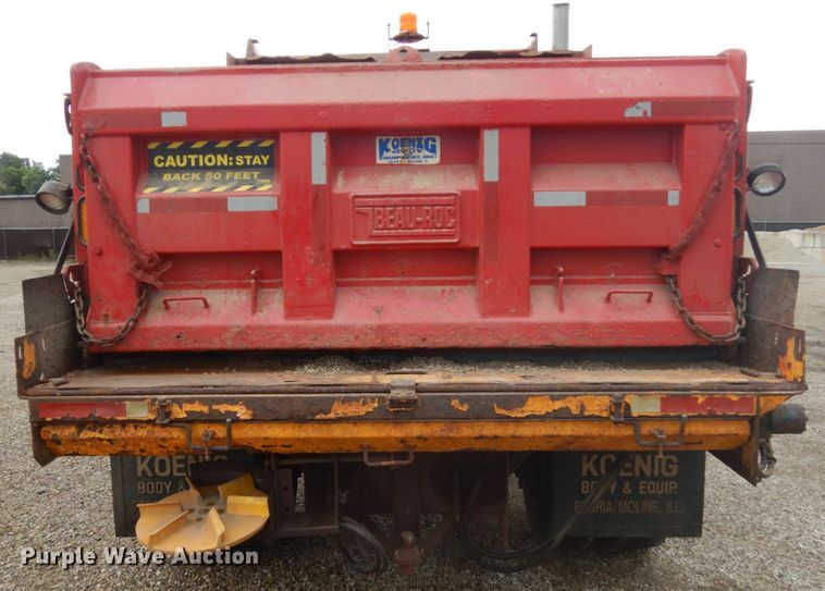 image for item IL9962 2001 Freightliner FL80  dump truck