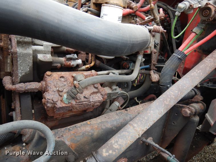 image for item IL9962 2001 Freightliner FL80  dump truck