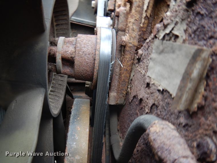 image for item IL9962 2001 Freightliner FL80  dump truck