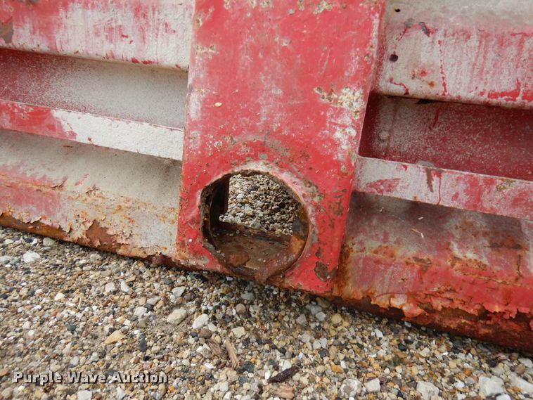 image for item IL9962 2001 Freightliner FL80  dump truck