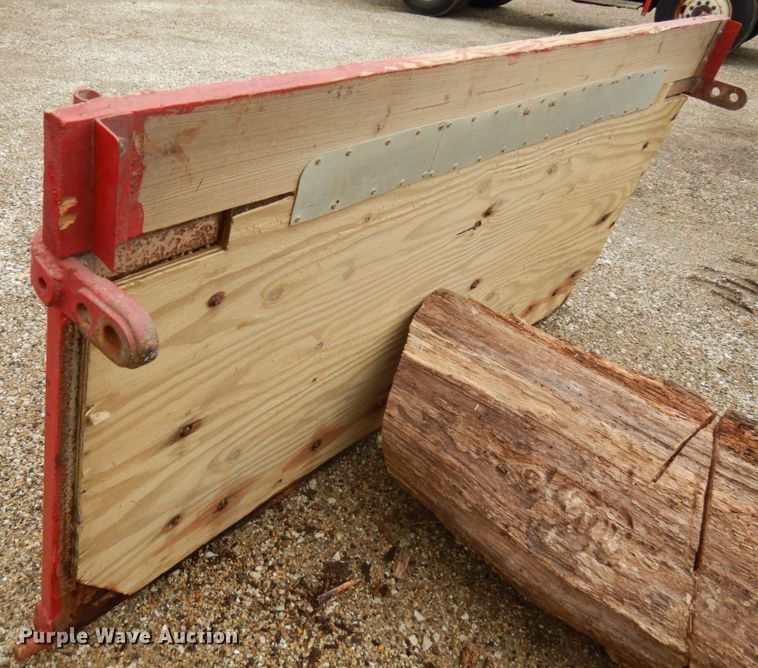 image for item IL9962 2001 Freightliner FL80  dump truck