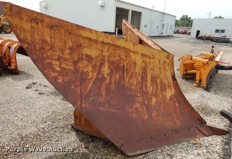 image for item IL9963 138"W V-plow