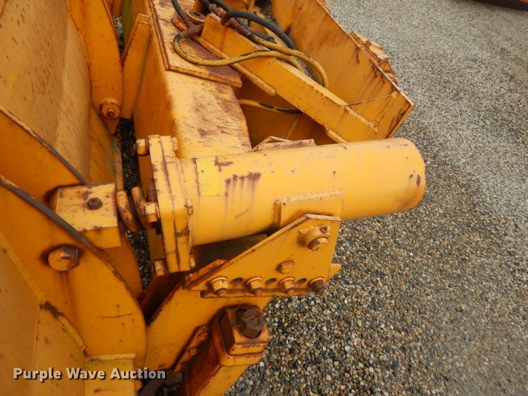 image for item IL9964 Henke  12'W snow plow