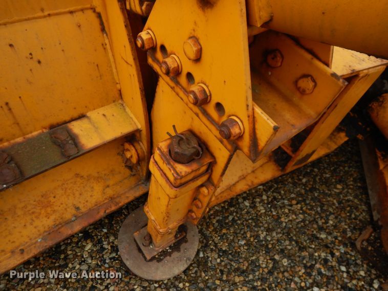 image for item IL9964 Henke  12'W snow plow