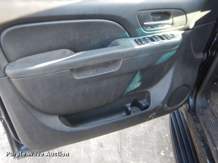 image for item IN9506 2014 Chevrolet Tahoe Police  SUV