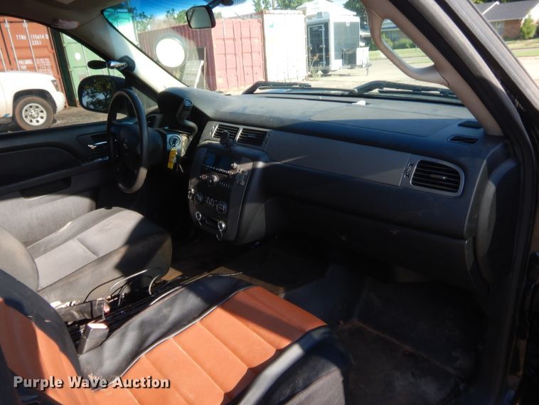 image for item IN9506 2014 Chevrolet Tahoe Police  SUV