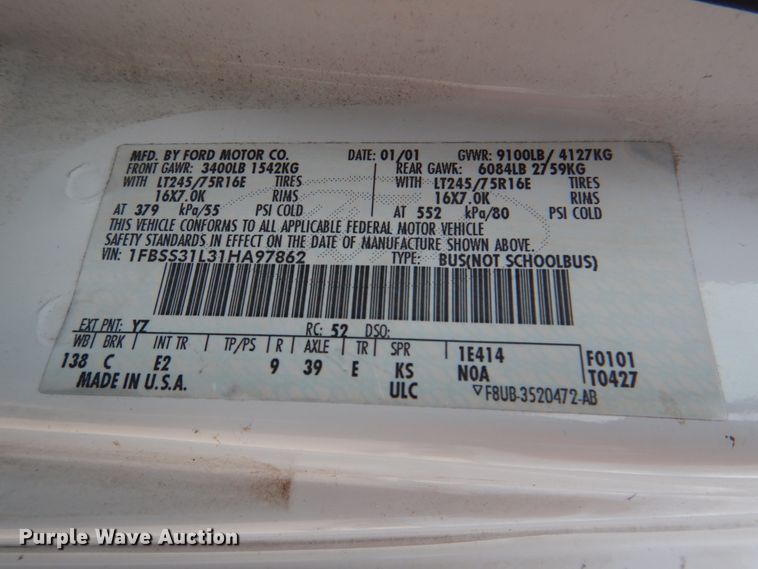 image for item IR9007 2001 Ford E350 Super Duty XLT  van