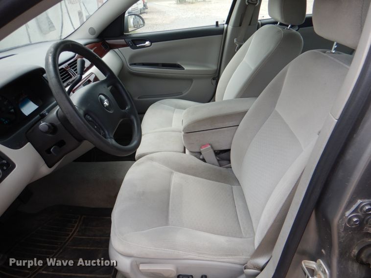 image for item IR9008 2006 Chevrolet Impala LS