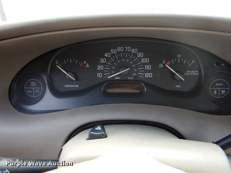 image for item IR9009 2005 Buick Century