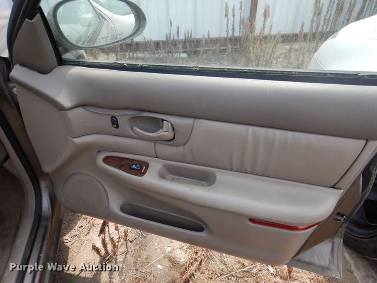 image for item IR9009 2005 Buick Century