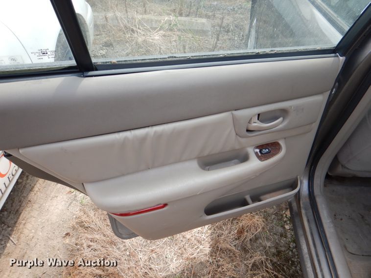 image for item IR9009 2005 Buick Century