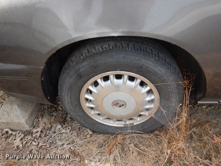 image for item IR9009 2005 Buick Century