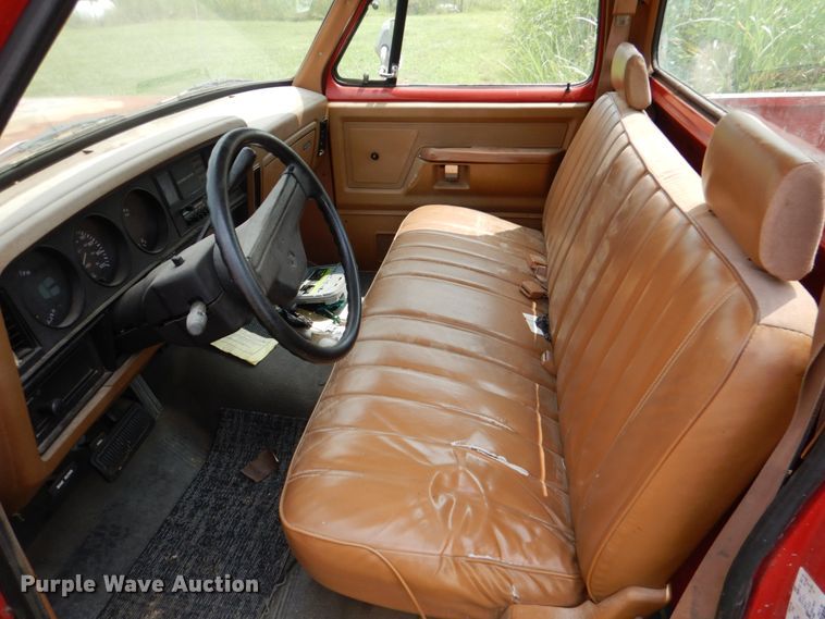 image for item IR9011 1993 Dodge Ram 150  pickup truck