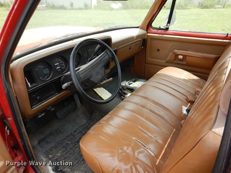 image for item IR9011 1993 Dodge Ram 150  pickup truck