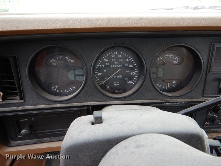 image for item IR9011 1993 Dodge Ram 150  pickup truck