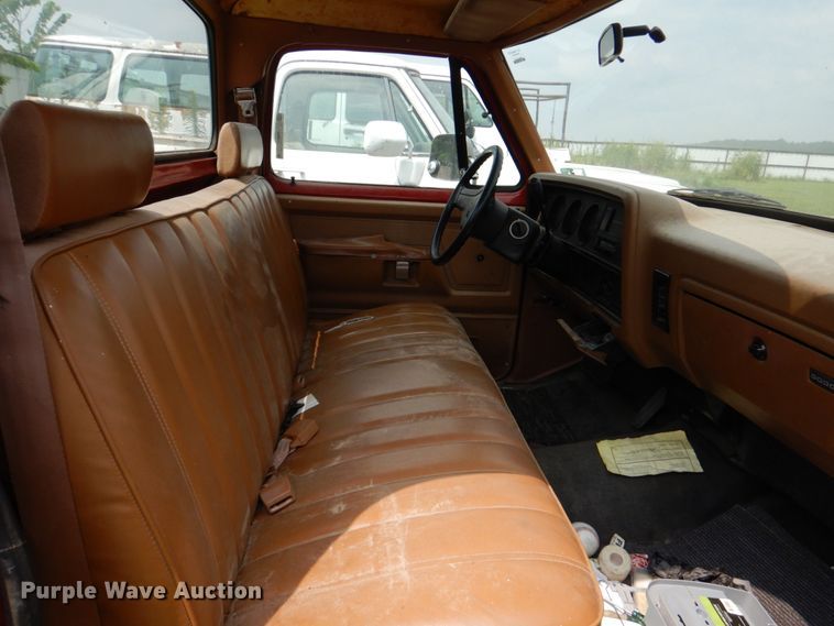 image for item IR9011 1993 Dodge Ram 150  pickup truck