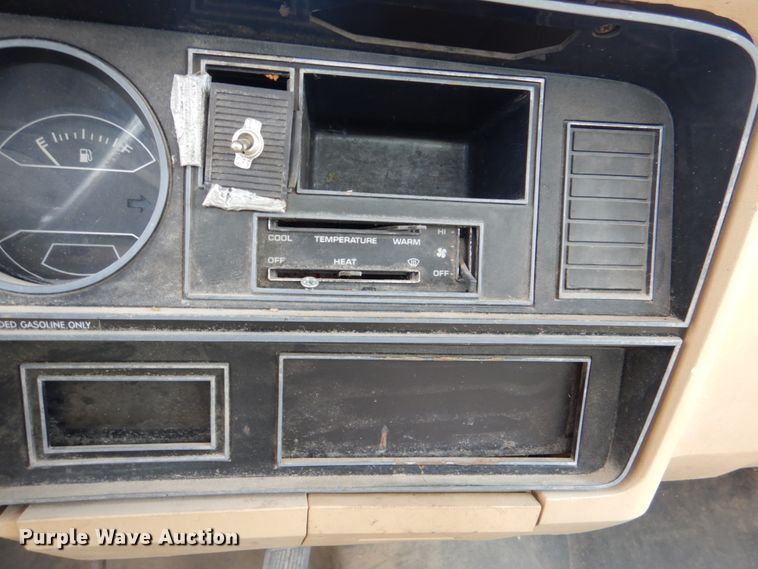 image for item IR9012 1986 Dodge Ram 150  pickup truck