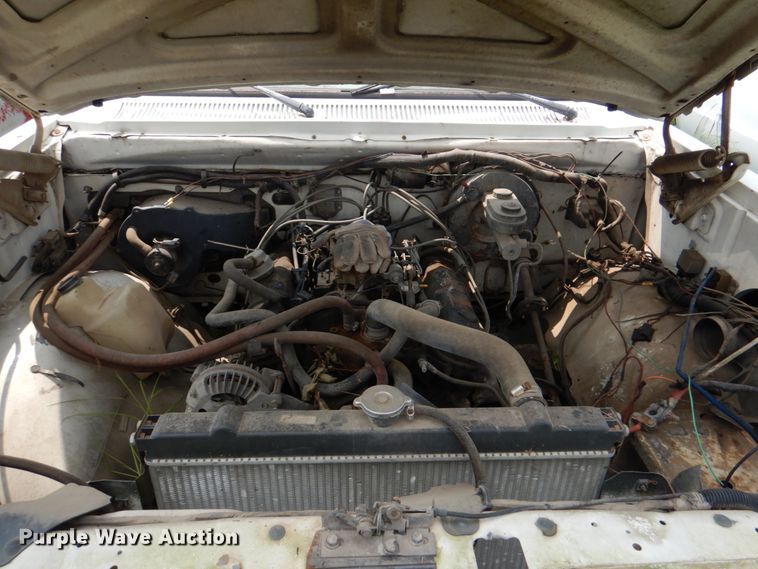 image for item IR9012 1986 Dodge Ram 150  pickup truck