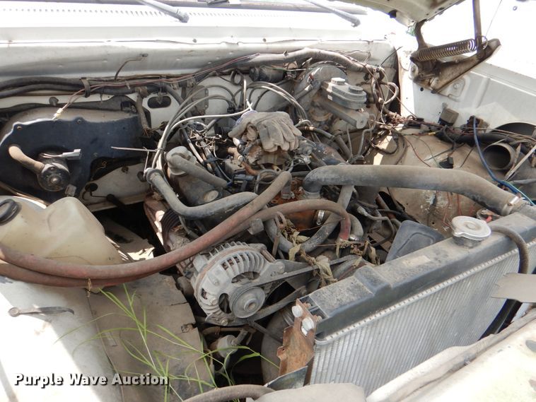 image for item IR9012 1986 Dodge Ram 150  pickup truck