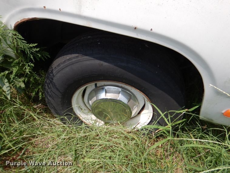 image for item IR9012 1986 Dodge Ram 150  pickup truck