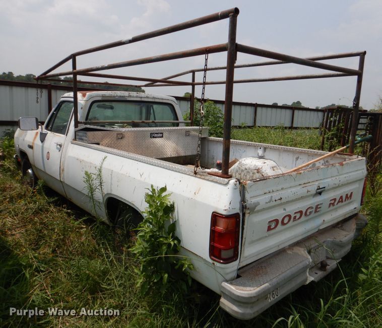 image for item IR9014 1991 Dodge Ram 150  pickup truck