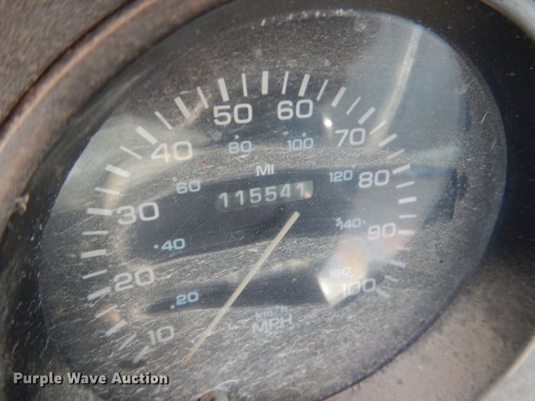 image for item IR9014 1991 Dodge Ram 150  pickup truck