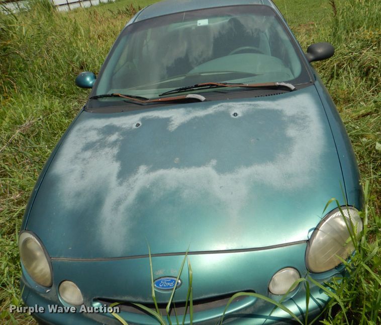 image for item IR9015 1997 Ford Taurus GL