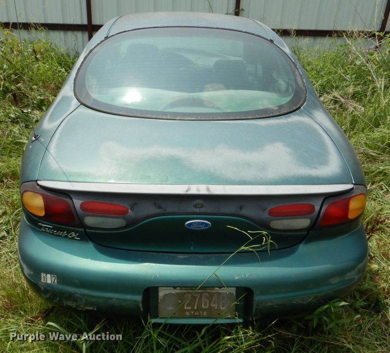 image for item IR9015 1997 Ford Taurus GL