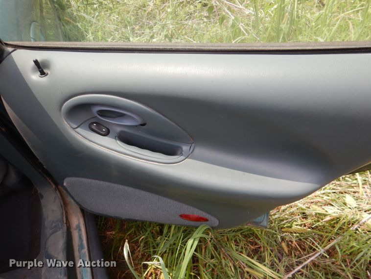 image for item IR9015 1997 Ford Taurus GL
