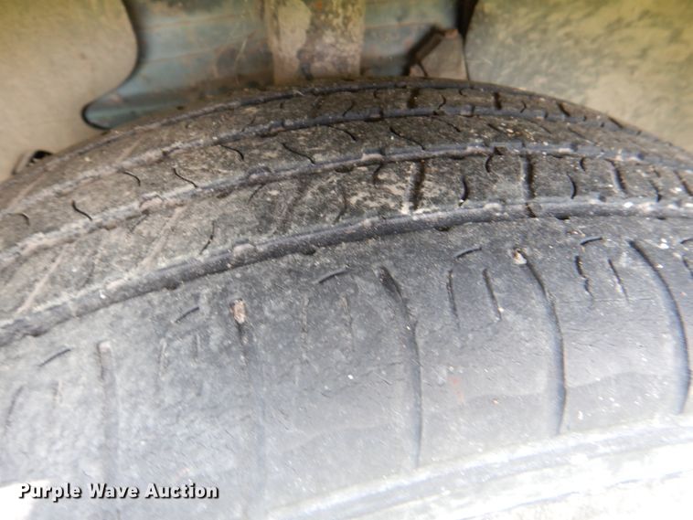 image for item IR9015 1997 Ford Taurus GL