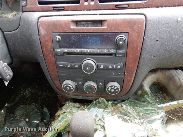 image for item IR9016 2008 Chevrolet Impala LS