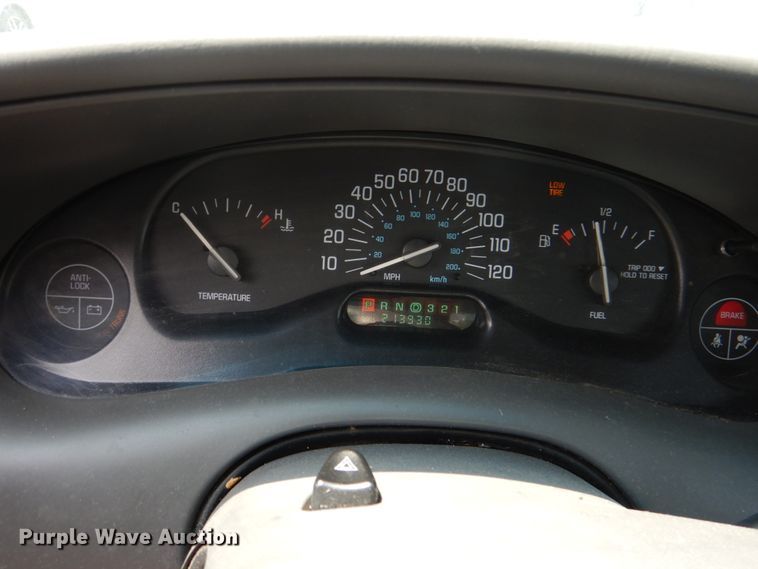 image for item IR9017 2005 Buick Century