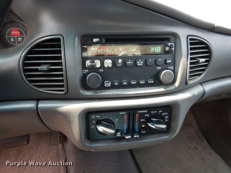 image for item IR9017 2005 Buick Century