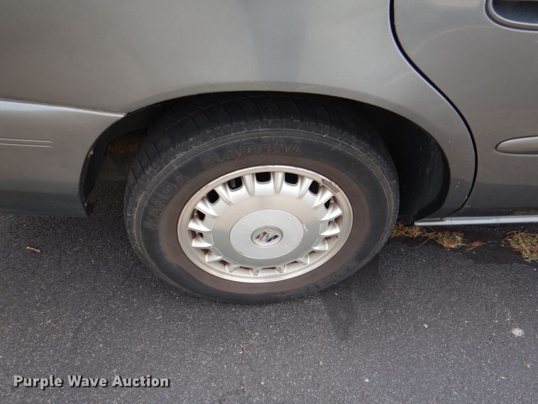 image for item IR9017 2005 Buick Century