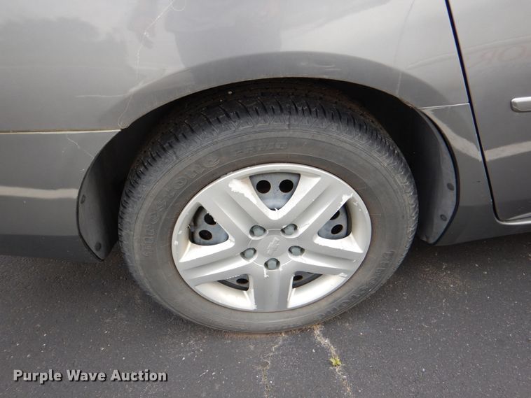 image for item IR9018 2006 Chevrolet Impala LS