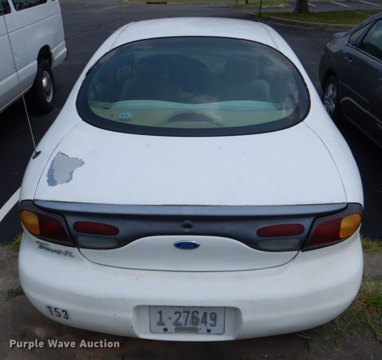 image for item IR9019 1997 Ford Taurus GL