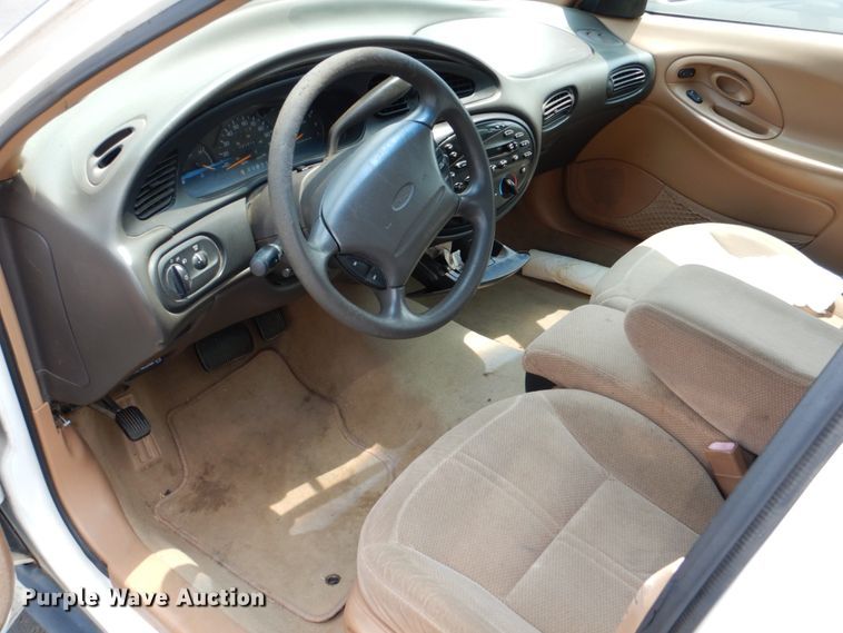 image for item IR9019 1997 Ford Taurus GL