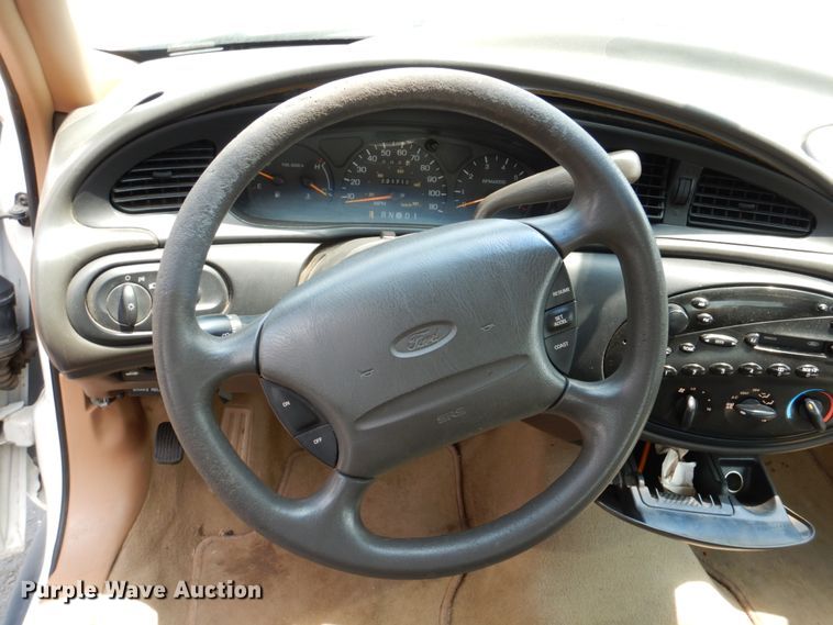 image for item IR9019 1997 Ford Taurus GL